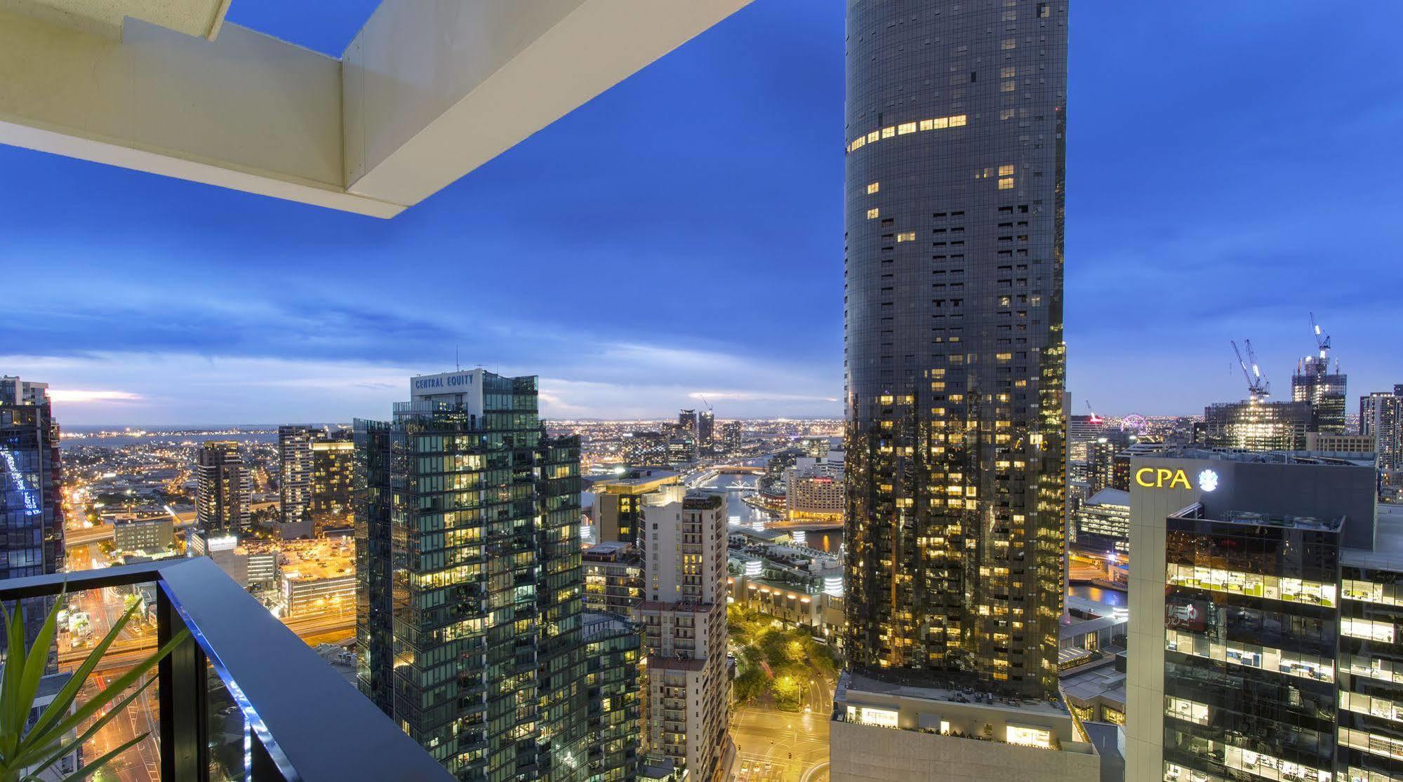 Platinum Apartments On Southbank Мелбърн Екстериор снимка